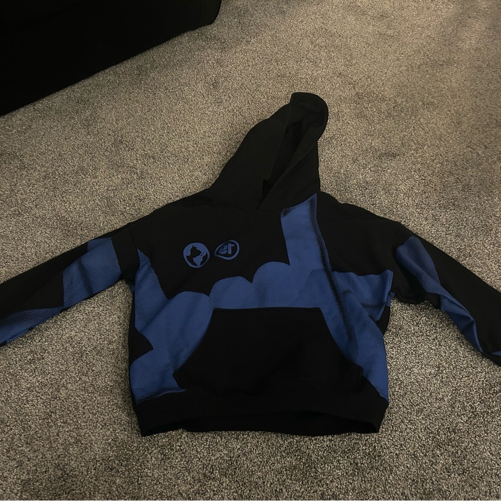 PacSun Black and Blue Graphic Hoodie